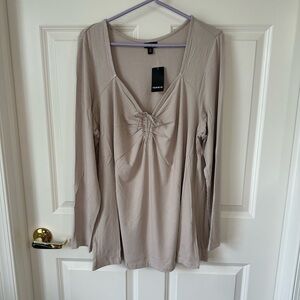 Torrid Everyday Rib Sweetheart Tie Front Keyhole Top size 4X